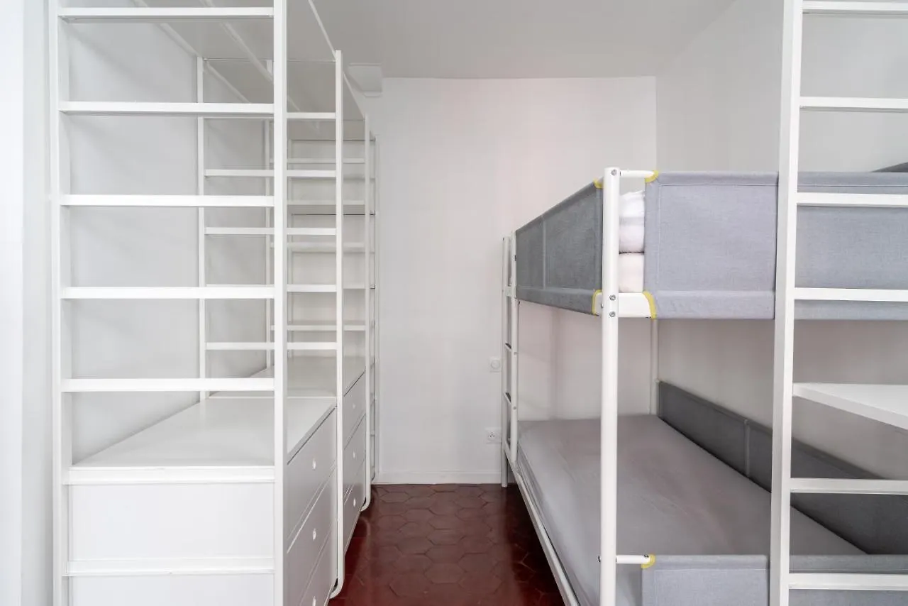 Logement Entier A Paris 0*,  France